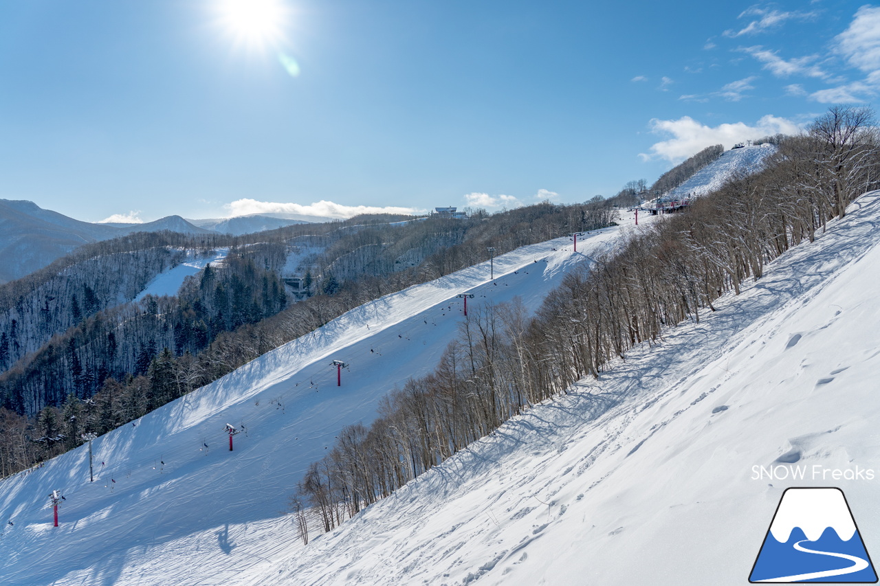 朝里川温泉スキー場｜冬休み最初の週末は、晴天＋粉雪で絶好のスキー＆スノーボード日和なり(^^)/